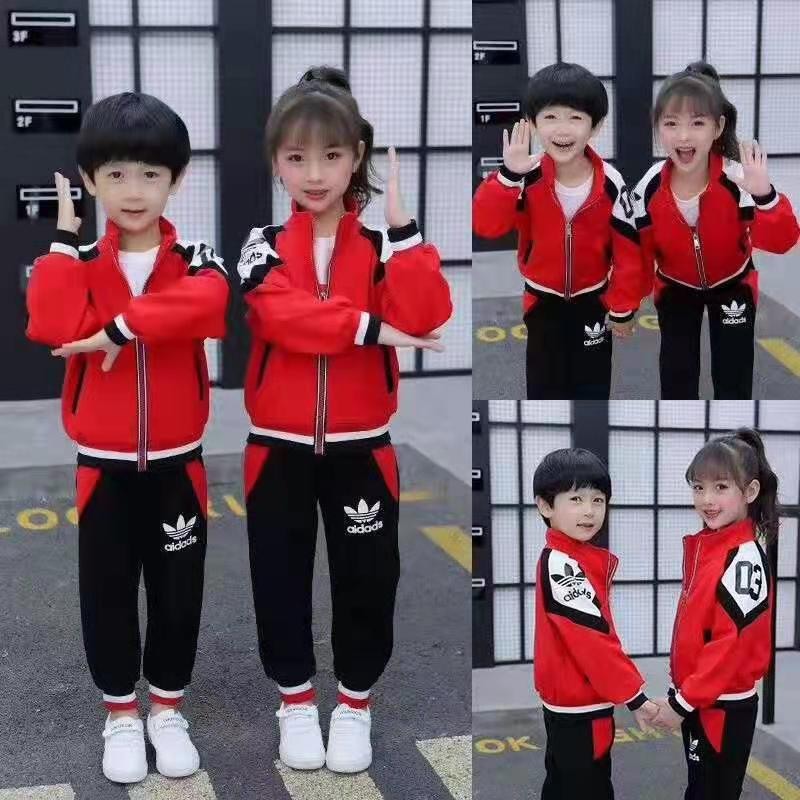 校服